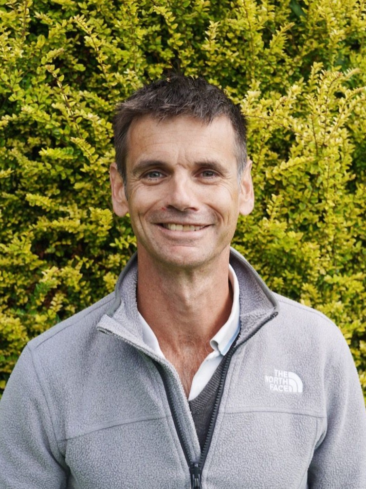 Neil_Cropped Neil_Cropped